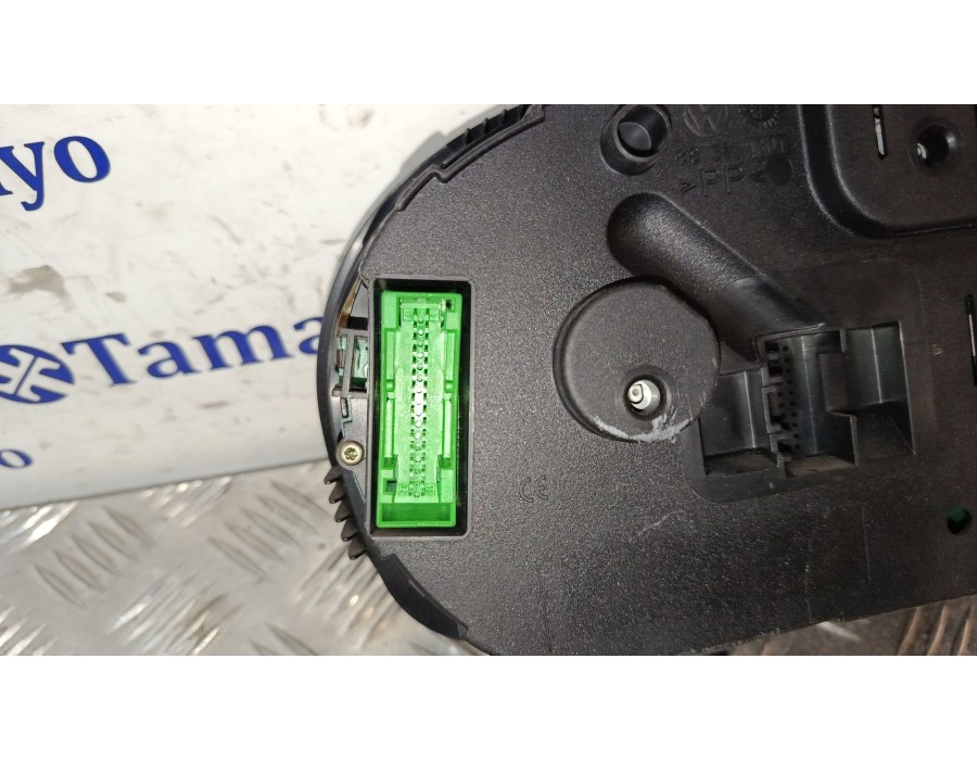 Recambio de cuadro instrumentos para volkswagen golf iv berlina (1j1) 1.9 tdi referencia OEM IAM 1J0920801E 110008957036 8831130