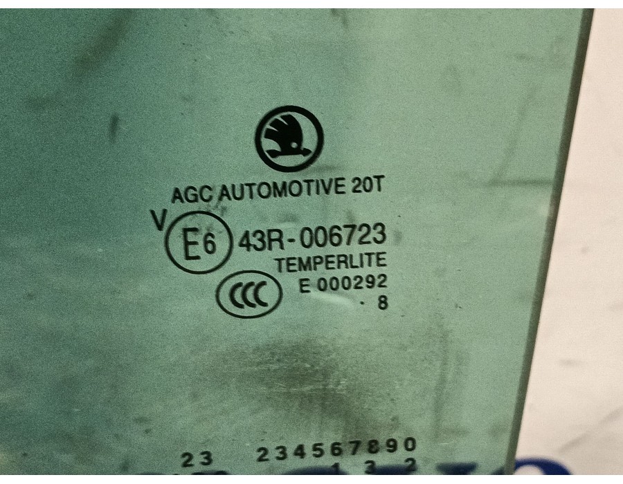 Recambio de luna trasera izquierda para skoda octavia lim. (5e3) referencia OEM IAM E643R006723  
