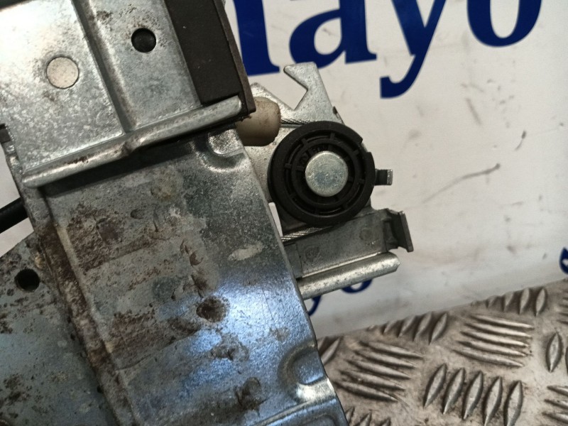 Recambio de elevalunas delantero izquierdo para volkswagen crafter caja cerrada referencia OEM IAM D2399074545  