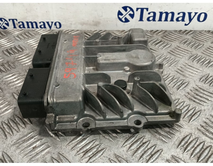 Recambio de centralita motor uce para chevrolet cruze hatchback (j305) 1.7 d referencia OEM IAM 55588354 55579719 