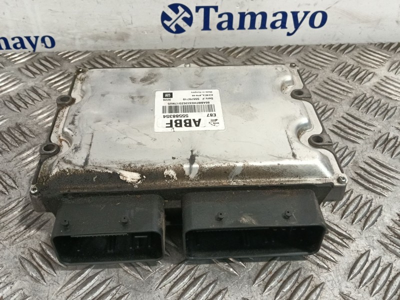 Recambio de centralita motor uce para chevrolet cruze hatchback (j305) 1.7 d referencia OEM IAM 55588354 55579719 
