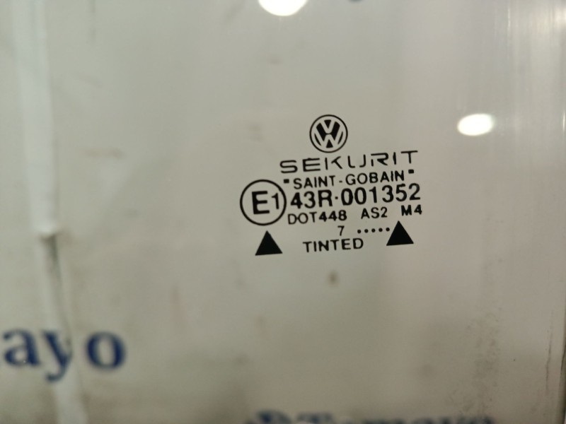 Recambio de luna delantera izquierda para volkswagen t4 transporter/furgoneta (mod. 1991) referencia OEM IAM 43R001352  