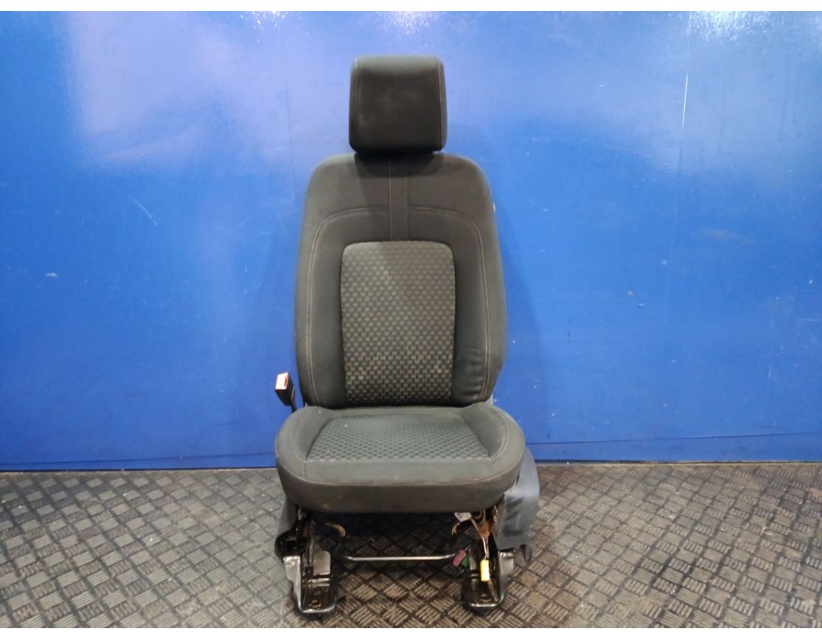 Recambio de asiento delantero izquierdo para ford transit connect v408 furgoneta/monovolumen 1.5 ecoblue referencia OEM IAM   