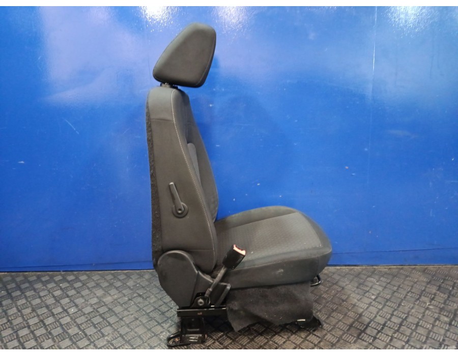 Recambio de asiento delantero izquierdo para ford transit connect v408 furgoneta/monovolumen 1.5 ecoblue referencia OEM IAM   