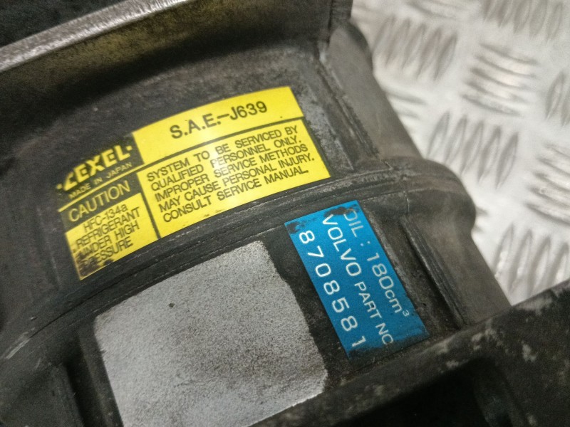 Recambio de compresor aire acondicionado para volvo s60 berlina referencia OEM IAM 8708581  