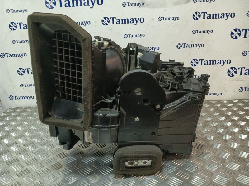 Recambio de calefaccion entera normal para dacia sandero referencia OEM IAM 272700774R  