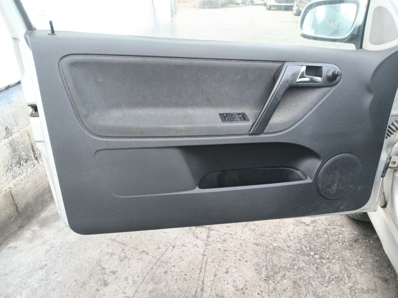 volkswagen polo (6n2) del año 2000