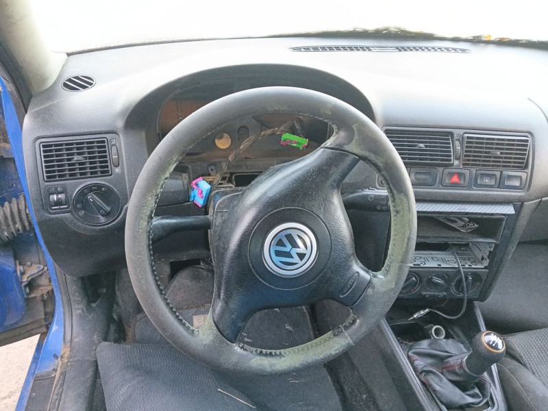 volkswagen golf iv (1j1) del año 1999