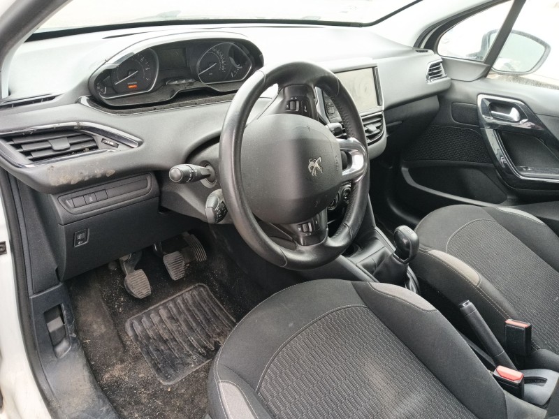 peugeot 208 i (ca_, cc_) del año 2015
