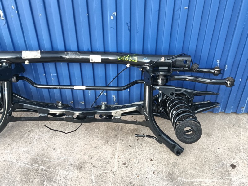 Recambio de puente trasero para volkswagen touran (5t1) 2.0 tdi referencia OEM IAM 5QA505315B  