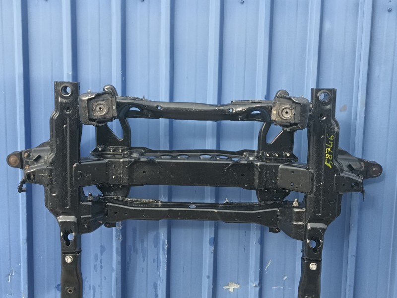 Recambio de puente delantero para volkswagen crafter caja cerrada referencia OEM IAM   