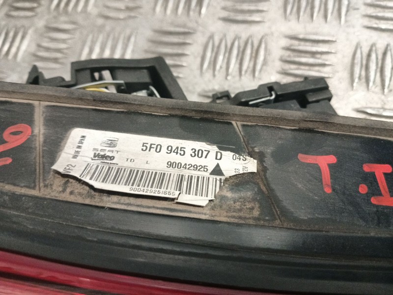 Recambio de piloto trasero izquierdo interior para seat leon (5f1) 1.4 tsi referencia OEM IAM 5F0945307D  