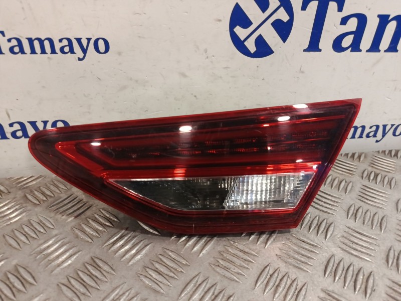 Recambio de piloto trasero derecho interior para seat leon (5f1) 1.4 tsi referencia OEM IAM 90042926  