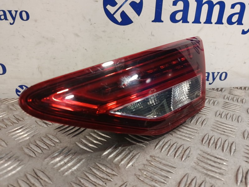 Recambio de piloto trasero derecho interior para seat leon (5f1) 1.4 tsi referencia OEM IAM 90042926  