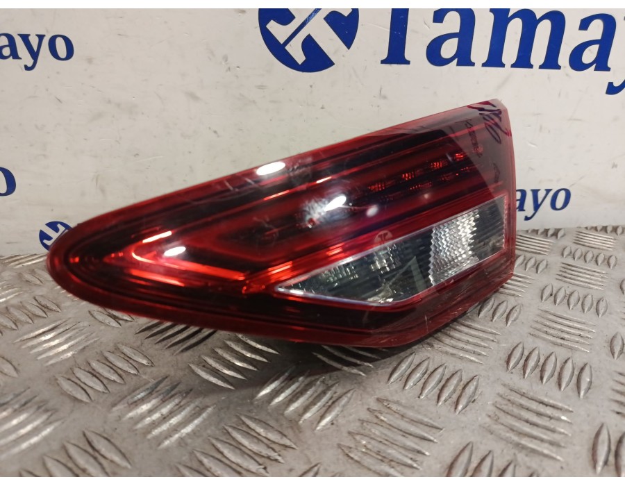 Recambio de piloto trasero derecho interior para seat leon (5f1) 1.4 tsi referencia OEM IAM 90042926  