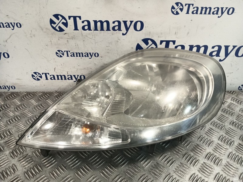 Recambio de faro derecho para opel vivaro a furgoneta (x83) 2.0 cdti (f7) referencia OEM IAM 8200701354 93859829 