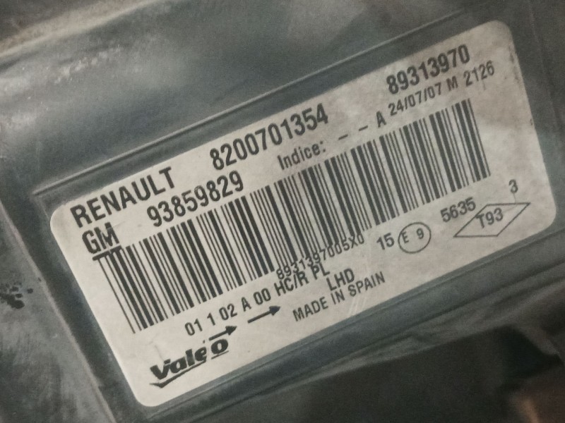 Recambio de faro derecho para opel vivaro a furgoneta (x83) 2.0 cdti (f7) referencia OEM IAM 8200701354 93859829 
