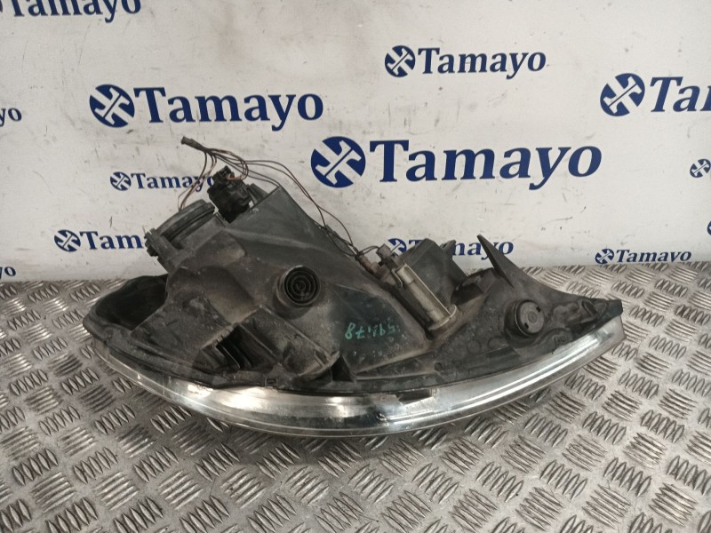Recambio de faro derecho para opel vivaro a furgoneta (x83) 2.0 cdti (f7) referencia OEM IAM 8200701354 93859829 