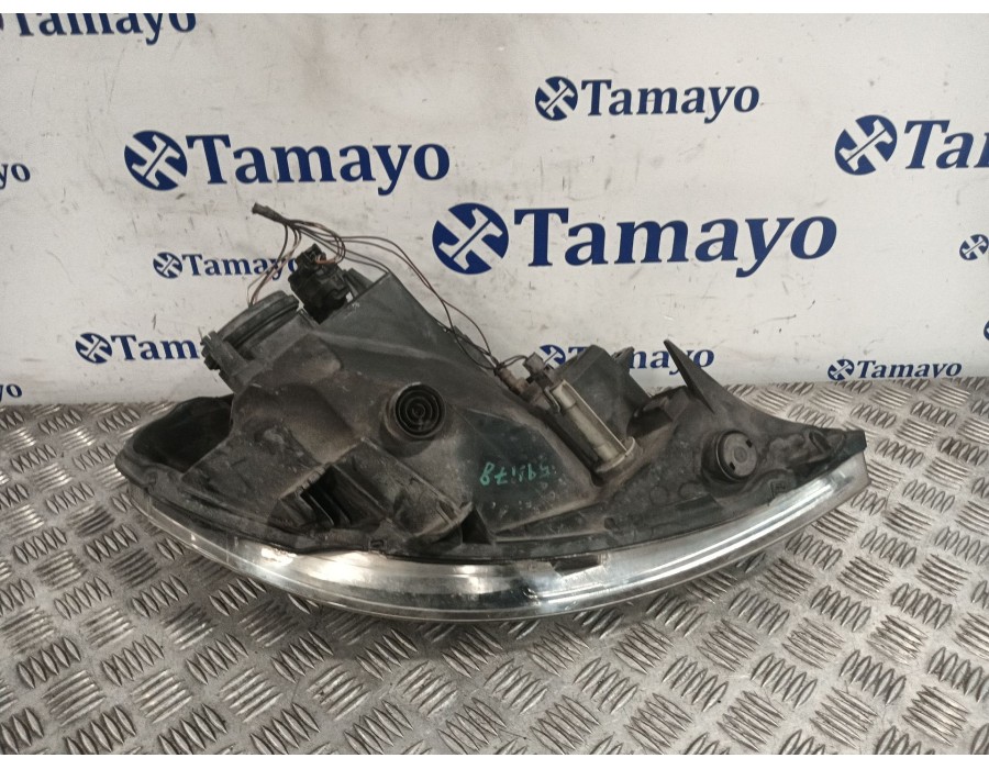 Recambio de faro derecho para opel vivaro a furgoneta (x83) 2.0 cdti (f7) referencia OEM IAM 8200701354 93859829 