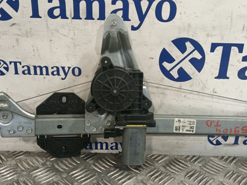 Recambio de elevalunas trasero derecho para dacia sandero referencia OEM IAM 827206057R  