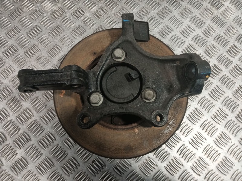 Recambio de mangueta delantera izquierda para hyundai h350 furgoneta 2.5 crdi referencia OEM IAM   