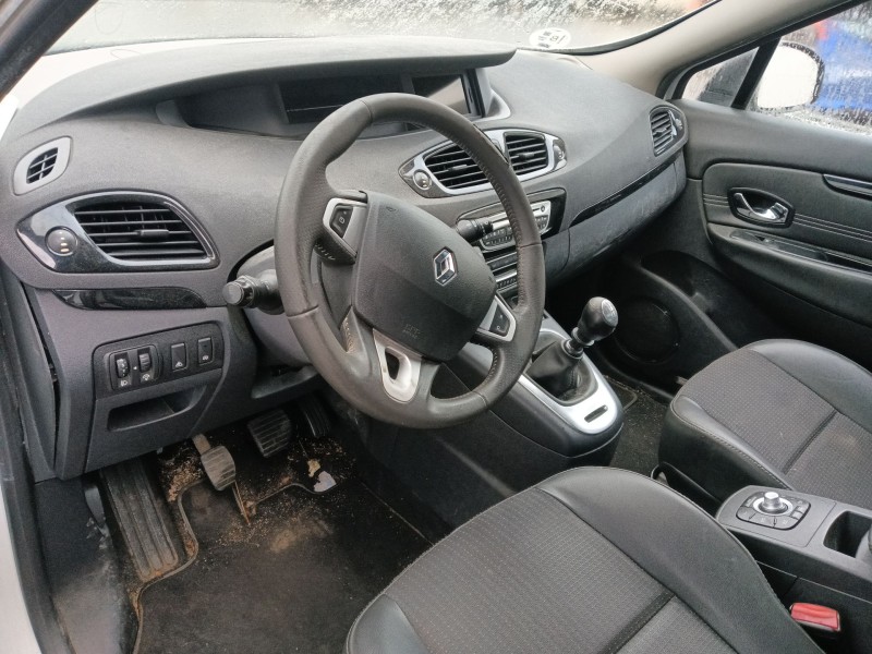 renault grand scénic iii (jz0/1_) del año 2012