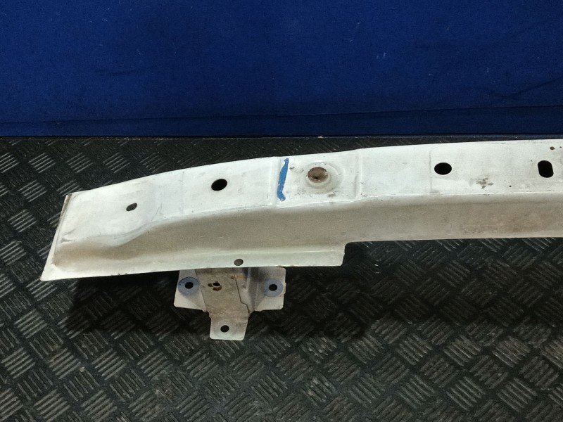 Recambio de refuerzo paragolpes delantero para opel vivaro a furgoneta (x83) 2.0 cdti (f7) referencia OEM IAM   