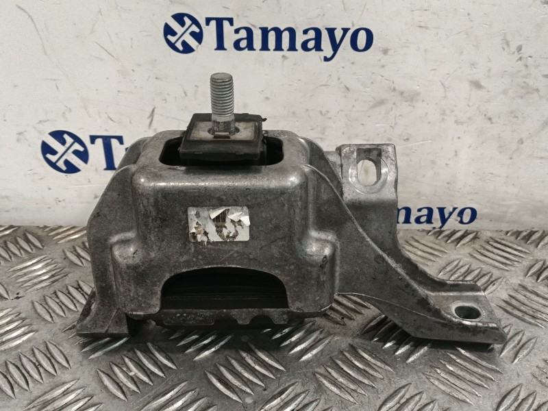 Recambio de soporte motor para mini mini countryman (r60) one d referencia OEM IAM 686235  