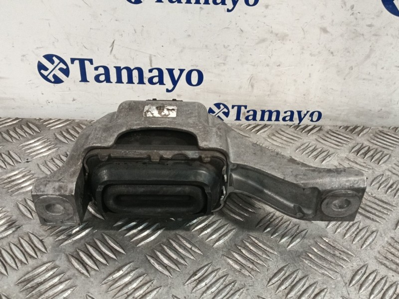 Recambio de soporte motor para mini mini countryman (r60) one d referencia OEM IAM 686235  