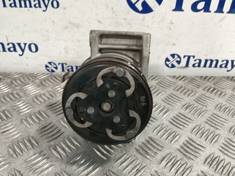 Recambio de compresor aire acondicionado para dacia sandero referencia OEM IAM 926005689R T24500CB 