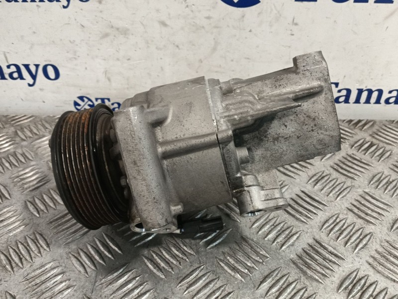 Recambio de compresor aire acondicionado para dacia sandero referencia OEM IAM 926005689R T24500CB 