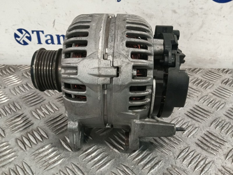 Recambio de alternador para volkswagen golf plus v (5m1, 521) 1.4 tsi referencia OEM IAM 03C903023A 0124525093 
