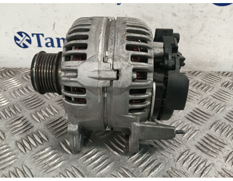 Recambio de alternador para volkswagen golf plus v (5m1, 521) 1.4 tsi referencia OEM IAM 03C903023A 0124525093 
