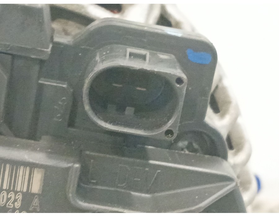 Recambio de alternador para volkswagen golf plus v (5m1, 521) 1.4 tsi referencia OEM IAM 03C903023A 0124525093 