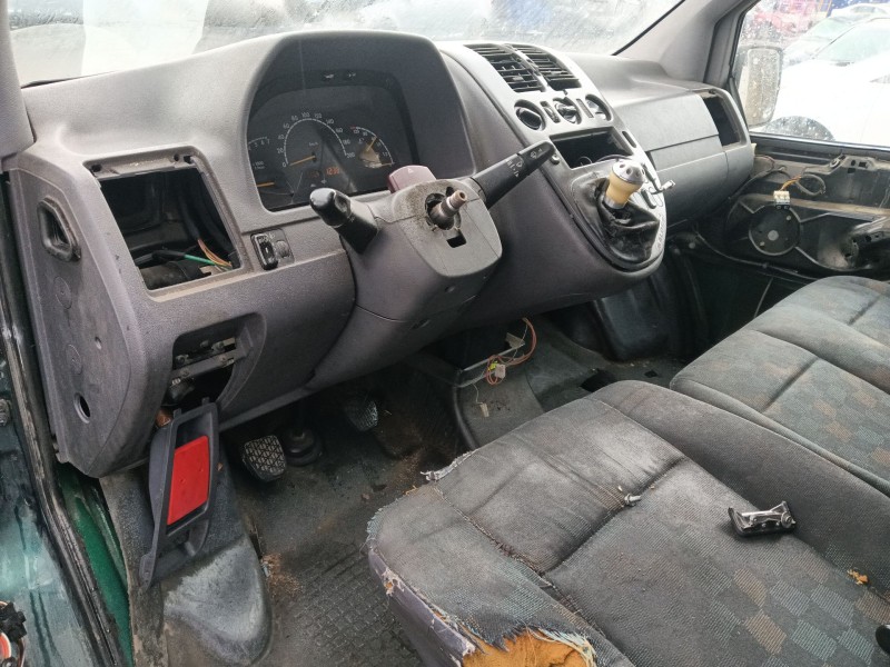 mercedes-benz vito autobús (w638) del año 2000