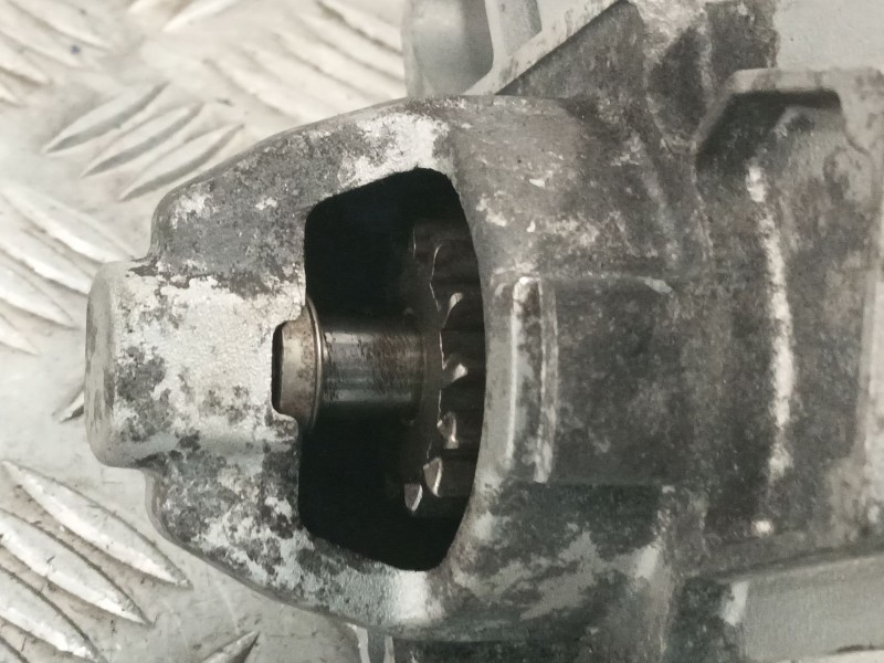 Recambio de motor arranque para dacia sandero referencia OEM IAM M000TD0372ZE  