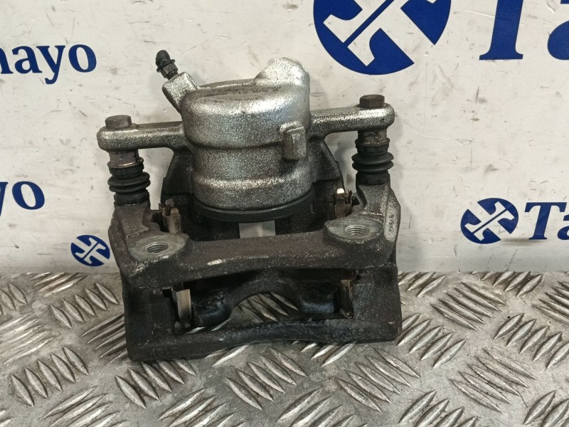 Recambio de pinza freno delantera izquierda para dacia duster 1.6 16v cat referencia OEM IAM 8200715078B 8868D 