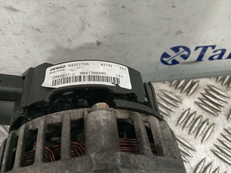 Recambio de alternador para peugeot 206 hatchback (2a/c) 1.4 i referencia OEM IAM 9641398480 63321733 