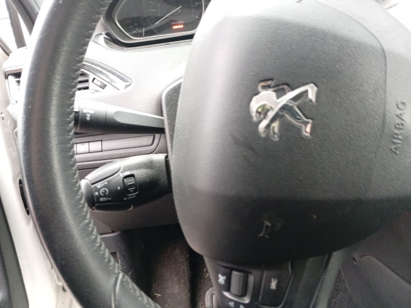 Recambio de com 2000 para peugeot 208 i (ca_, cc_) 1.2 vti 82 referencia OEM IAM   