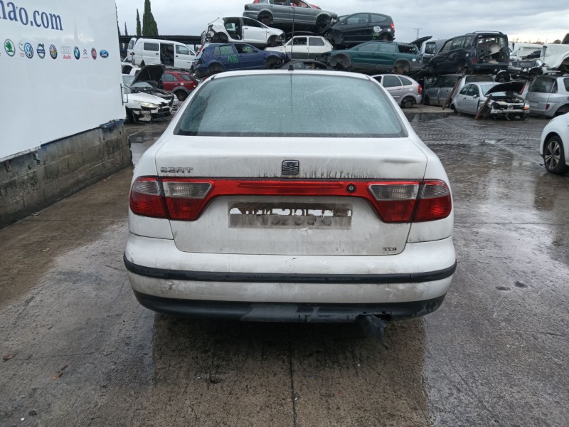 seat toledo ii (1m2) del año 2000