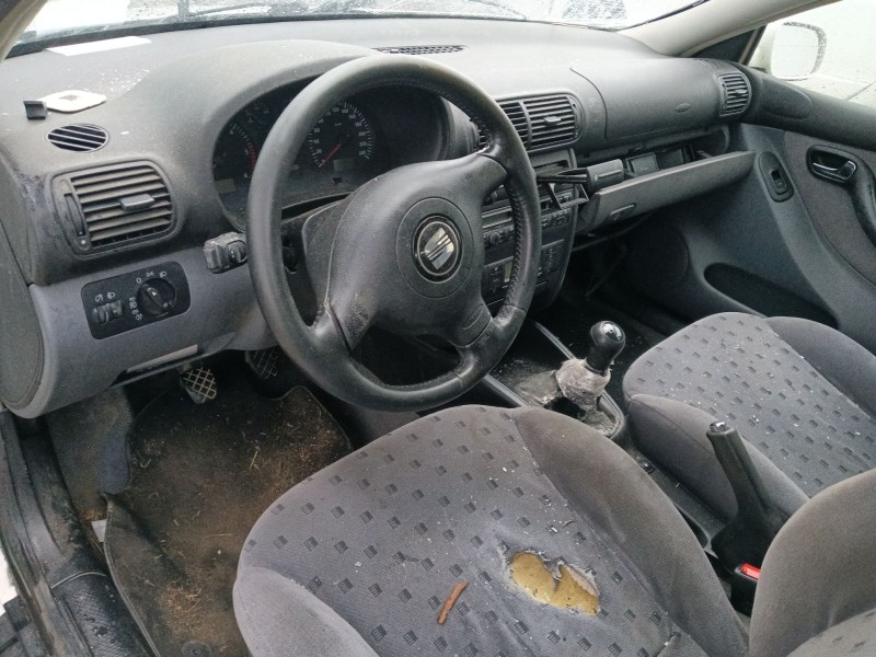 seat toledo ii (1m2) del año 2000