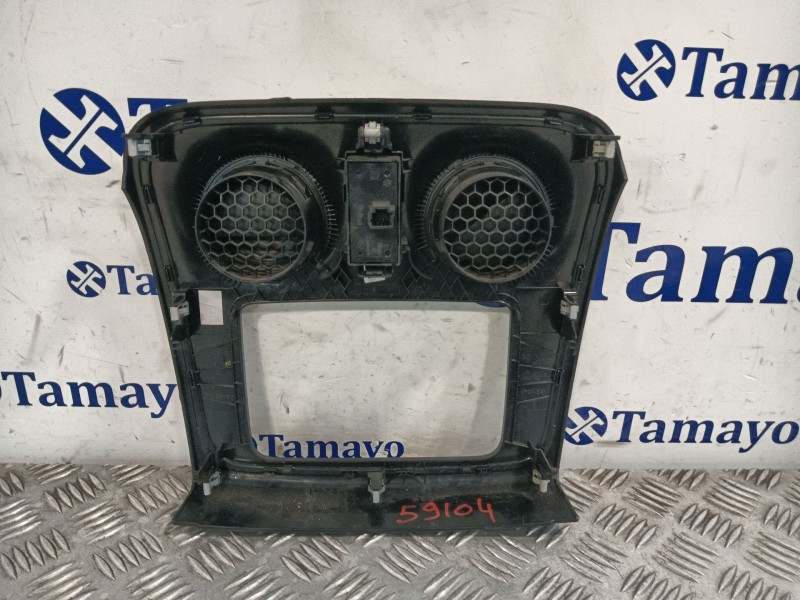 Recambio de moldura para dacia sandero referencia OEM IAM 682603655R 682607123R 682602432R