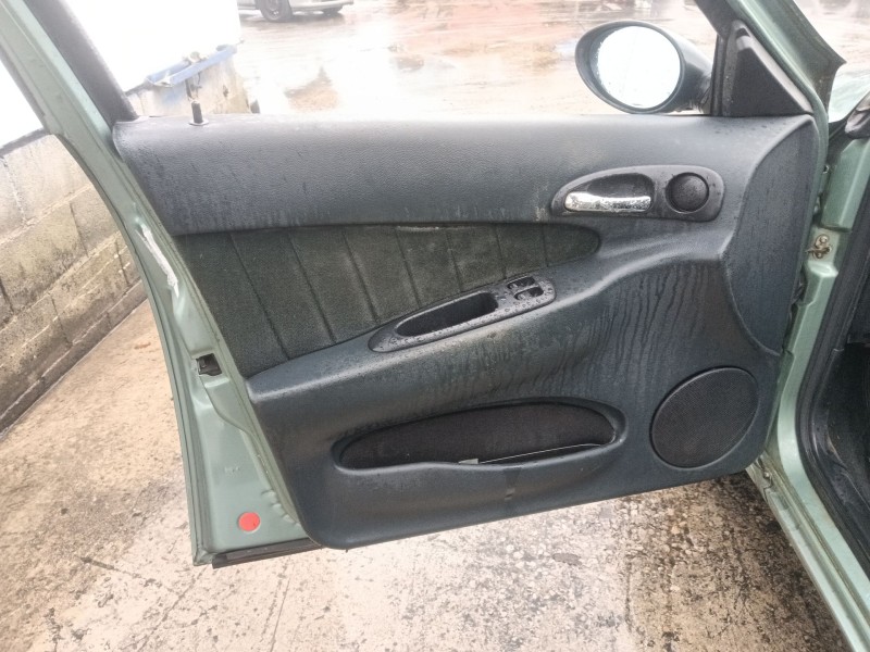 alfa romeo 156 (932_) del año 2000