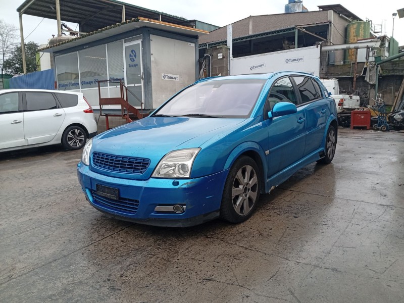 opel signum hatchback (z03) del año 2003