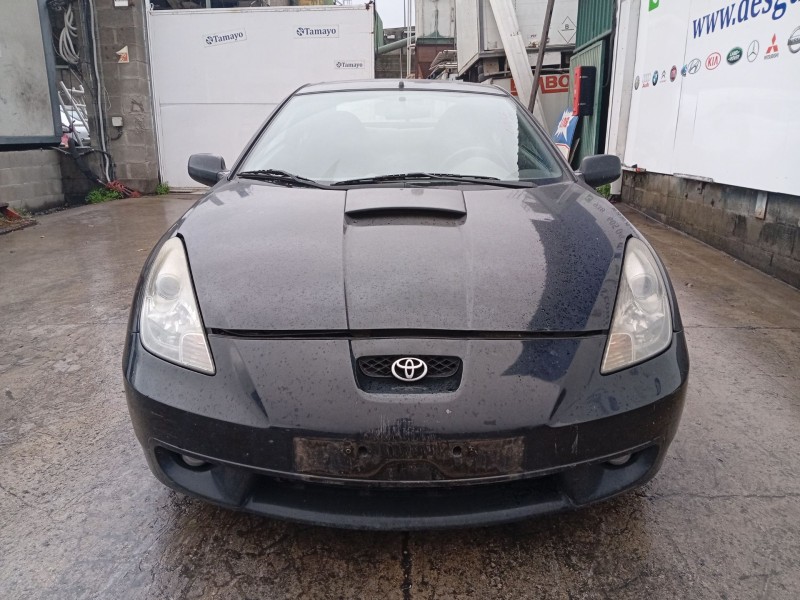toyota celica coupé (_t23_) del año 2000