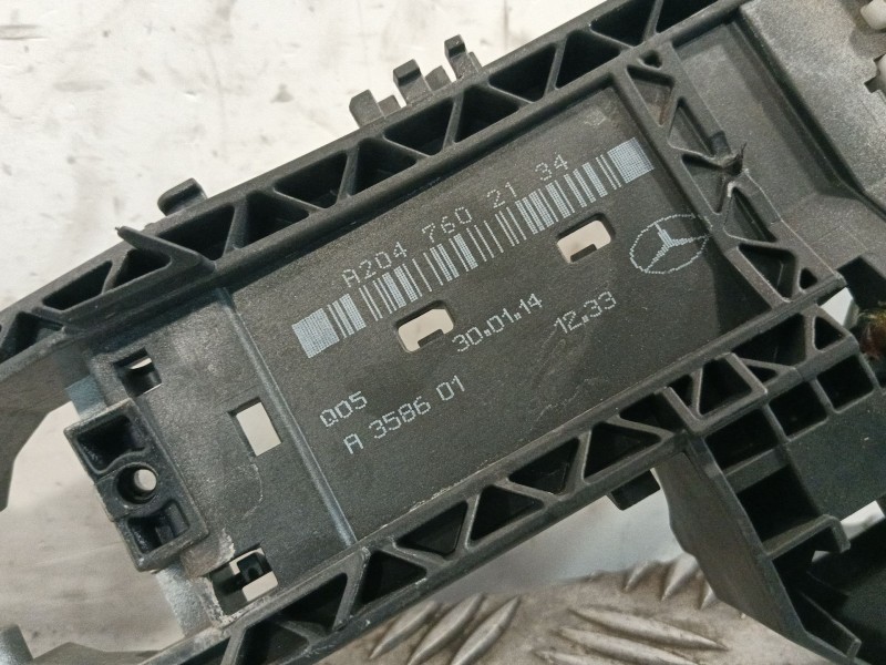 Recambio de maneta exterior trasera izquierda para mercedes-benz clase a (w176) referencia OEM IAM 05080701  