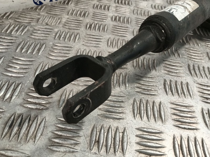 Recambio de amortiguador delantero derecho para seat exeo (3r2) 2.0 tdi referencia OEM IAM 3R0413031 E4302301 