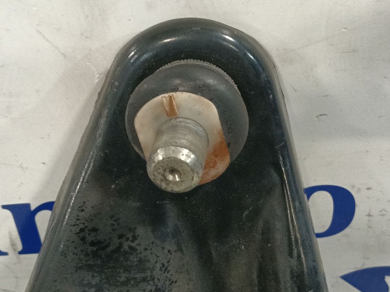 Recambio de brazo suspension inferior delantero izquierdo para dacia sandero referencia OEM IAM 3542242G  