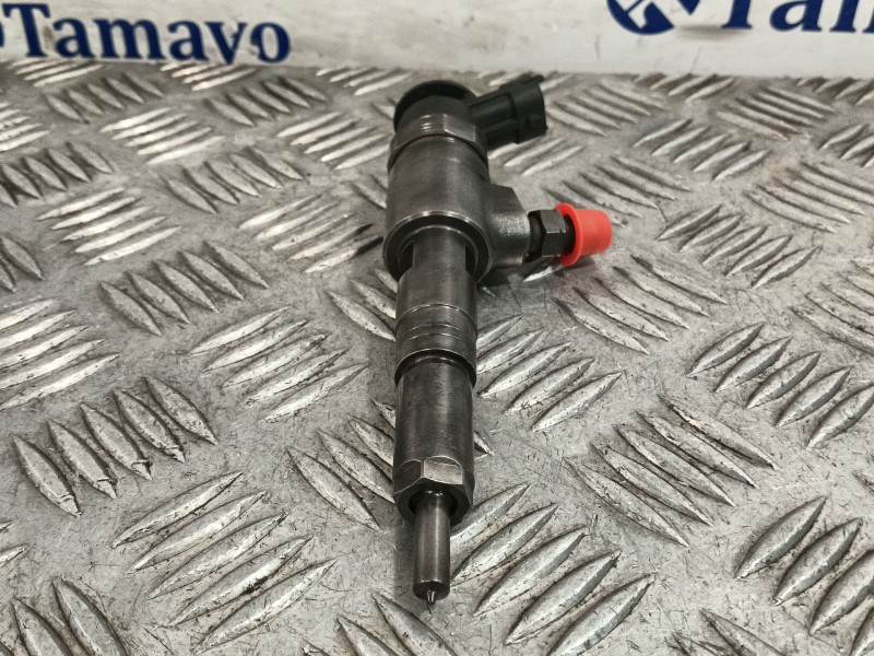 Recambio de inyector para citroën c4 berlina 1.6 16v hdi fap referencia OEM IAM 0445110252  