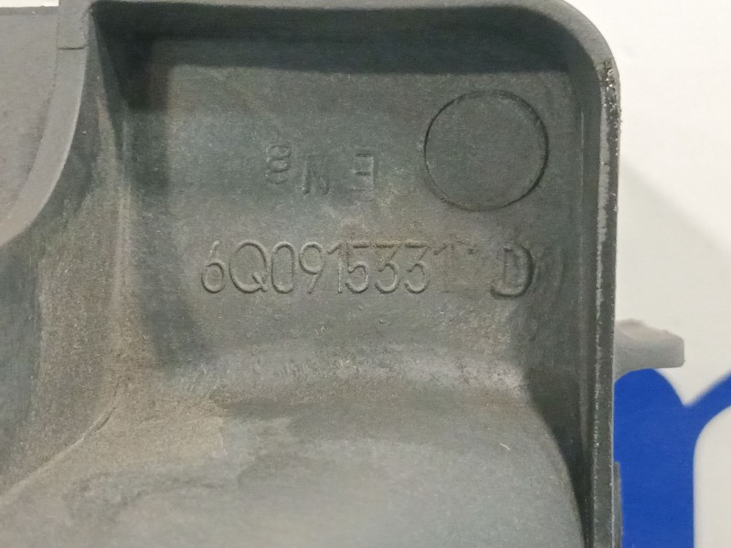 Recambio de soporte bateria para seat ibiza iii (6l1) 1.4 tdi referencia OEM IAM 6Q0915331  